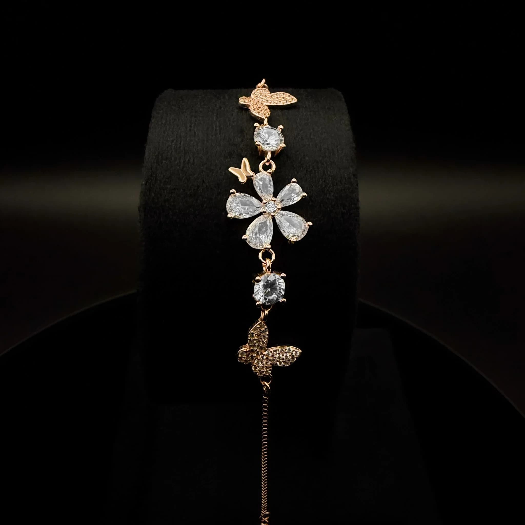 Madhavi — image 1
